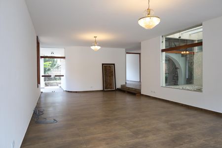 Casa à venda com 945m², 4 quartos e 2 vagasSala