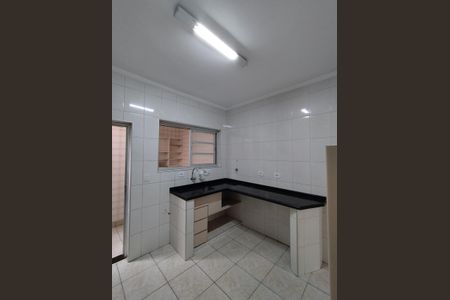 Casa à venda com 62m², 2 quartos e sem vaga Casa à venda com 62m², 2 quartos e sem vagaCozinha