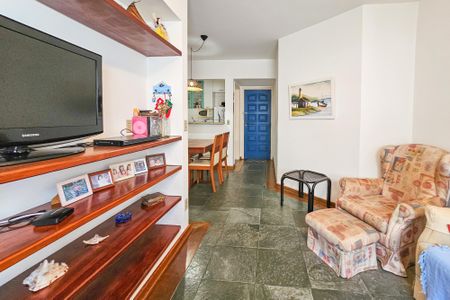 Apartamento para alugar com 70m², 2 quartos e 1 vagaSala