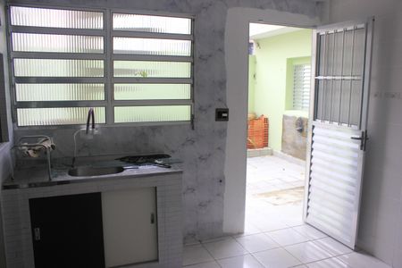 Casa para alugar com 350m², 4 quartos e 5 vagasCozinha - Edícula
