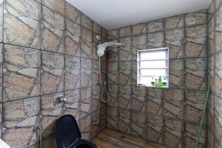 Casa à venda com 595m², 3 quartos e 2 vagasBanheiro da Suíte