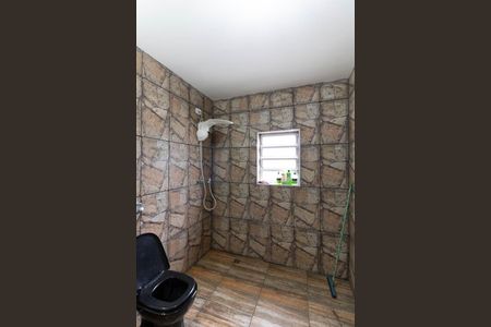 Casa à venda com 595m², 3 quartos e 2 vagasBanheiro da Suíte