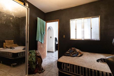 Casa à venda com 595m², 3 quartos e 2 vagasQuarto 3