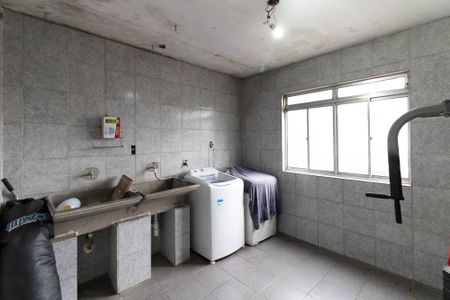 Casa à venda com 595m², 3 quartos e 2 vagasÁrea de Serviço