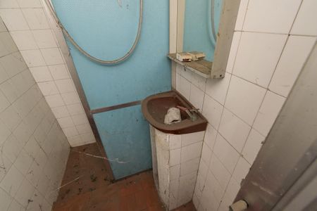 Casa à venda com 96m², 4 quartos e 2 vagasBanheiro da Suíte