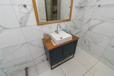 Casa à venda com 96m², 4 quartos e 2 vagasBanheiro Social