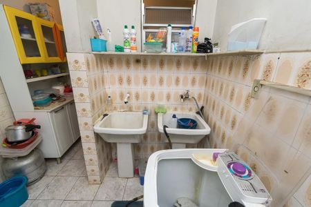 Casa à venda com 96m², 4 quartos e 2 vagasÁrea de Serviço