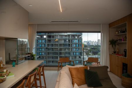 Apartamento à venda com 125m², 2 quartos e 2 vagas Apartamento à venda com 125m², 2 quartos e 2 vagasSala