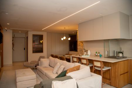 Apartamento à venda com 125m², 2 quartos e 2 vagas Apartamento à venda com 125m², 2 quartos e 2 vagasSala