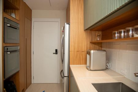 Apartamento à venda com 125m², 2 quartos e 2 vagas Apartamento à venda com 125m², 2 quartos e 2 vagasCozinha