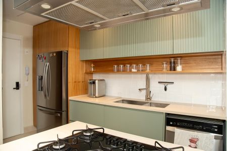 Apartamento à venda com 125m², 2 quartos e 2 vagas Apartamento à venda com 125m², 2 quartos e 2 vagasCozinha