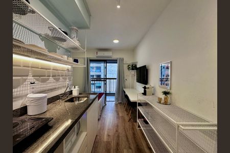 Studio à venda com 25m², 0 quarto e sem vagaCozinha