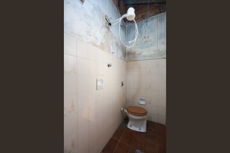 Casa à venda com 86m², 2 quartos e sem vaga Casa à venda com 86m², 2 quartos e sem vagaBanheiro de Serviço