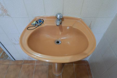 Casa à venda com 86m², 2 quartos e sem vaga Casa à venda com 86m², 2 quartos e sem vagaBanheiro