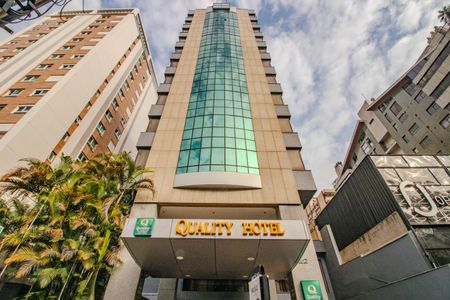 Studio à venda com 29m², 1 quarto e sem vaga Studio à venda com 29m², 1 quarto e sem vagaFachada