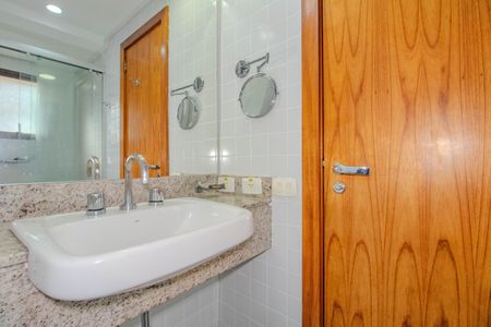 Studio à venda com 29m², 1 quarto e sem vaga Studio à venda com 29m², 1 quarto e sem vagaBanheiro