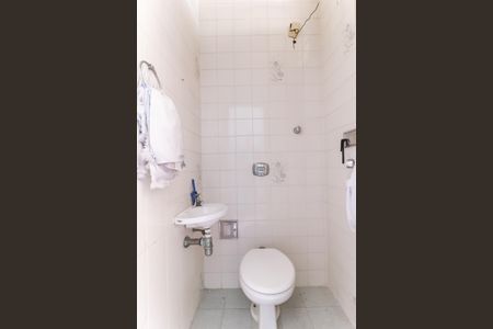 Apartamento à venda com 92m², 2 quartos e sem vagaBanheiro de serviço