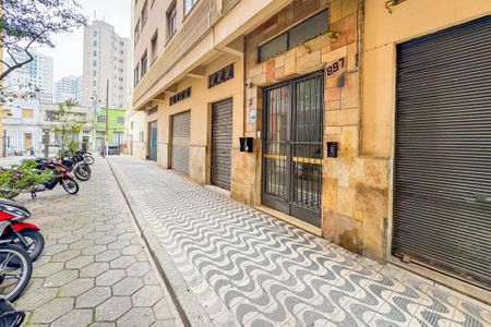 Apartamento à venda com 42m², 1 quarto e sem vaga Apartamento à venda com 42m², 1 quarto e sem vagaFachada