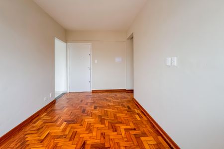 Apartamento à venda com 42m², 1 quarto e sem vaga Apartamento à venda com 42m², 1 quarto e sem vagaSala
