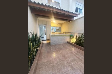 Casa à venda com 172m², 3 quartos e 2 vagasFoto 01