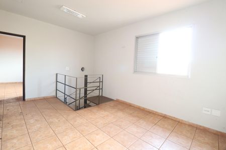 Casa para alugar com 222m², 5 quartos e 3 vagasSala 2 da Edícula