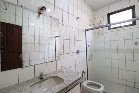 Casa para alugar com 222m², 5 quartos e 3 vagasBanheiro do Quarto 3