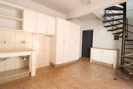 Casa para alugar com 222m², 5 quartos e 3 vagasÁrea de Serviço