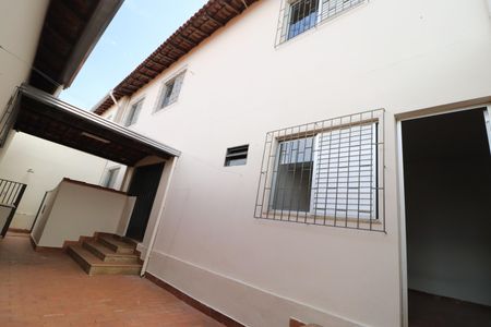 Casa para alugar com 222m², 5 quartos e 3 vagasEdícula