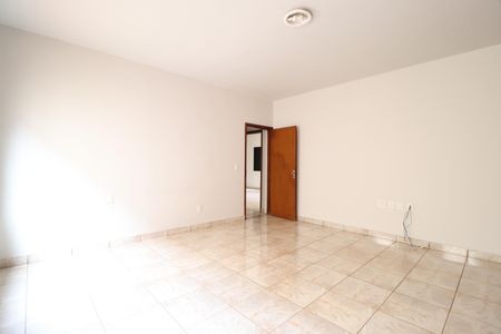 Casa para alugar com 222m², 5 quartos e 3 vagasQuarto 3 - Suíte