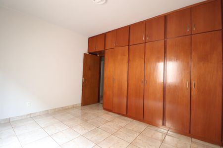 Casa para alugar com 222m², 5 quartos e 3 vagasQuarto 1