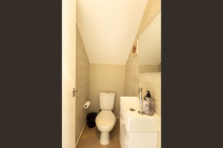 Casa de condomínio à venda com 144m², 3 quartos e 2 vagas Casa de condomínio à venda com 144m², 3 quartos e 2 vagasLavabo