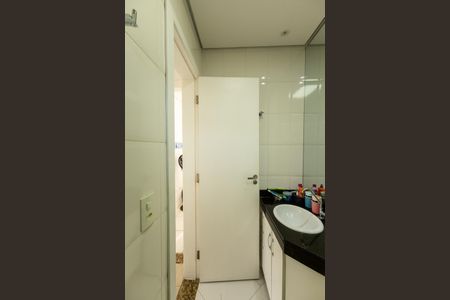 Casa de condomínio à venda com 144m², 3 quartos e 2 vagas Casa de condomínio à venda com 144m², 3 quartos e 2 vagasBanheiro Social