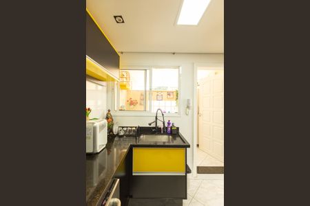 Casa de condomínio à venda com 144m², 3 quartos e 2 vagas Casa de condomínio à venda com 144m², 3 quartos e 2 vagasCozinha