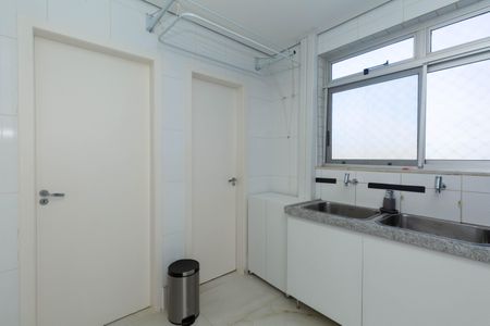 Apartamento à venda com 185m², 5 quartos e 4 vagasÁrea de Serviço