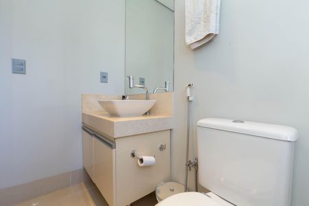 Apartamento à venda com 185m², 5 quartos e 4 vagasBanheiro 3