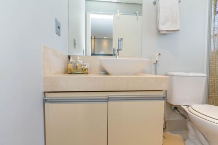 Apartamento à venda com 185m², 5 quartos e 4 vagasBanheiro 3