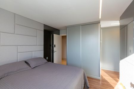 Apartamento à venda com 185m², 5 quartos e 4 vagasQuarto 4