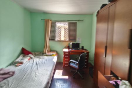 Casa à venda com 200m², 3 quartos e 2 vagas Casa à venda com 200m², 3 quartos e 2 vagasQuarto 2