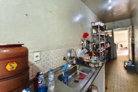 Casa à venda com 200m², 3 quartos e 2 vagas Casa à venda com 200m², 3 quartos e 2 vagasCozinha