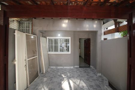 Casa à venda com 72m², 2 quartos e 1 vagaGaragem