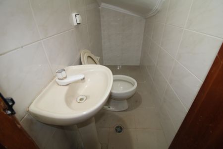 Casa à venda com 72m², 2 quartos e 1 vagaBanheiro 2