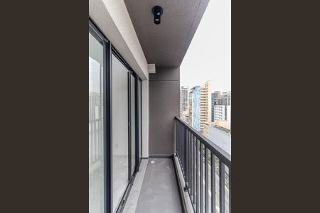 Apartamento à venda com 107m², 1 quarto e 1 vagaVaranda