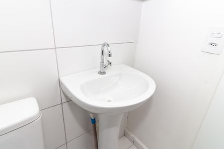 Apartamento para alugar com 37m², 2 quartos e sem vagaBanheiro