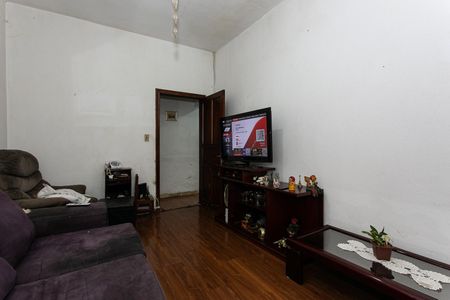 Casa à venda com 400m², 2 quartos e 3 vagasSala