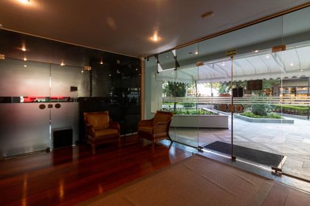 Apartamento para alugar com 98m², 3 quartos e 1 vaga Apartamento para alugar com 98m², 3 quartos e 1 vagaHall de entrada