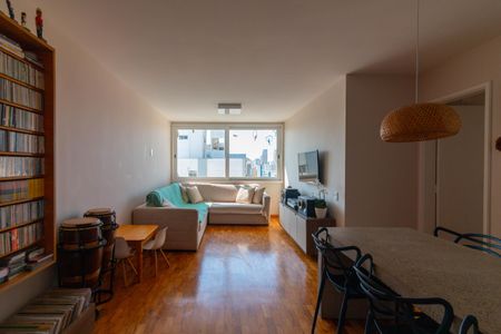 Apartamento para alugar com 98m², 3 quartos e 1 vaga Apartamento para alugar com 98m², 3 quartos e 1 vagaSala