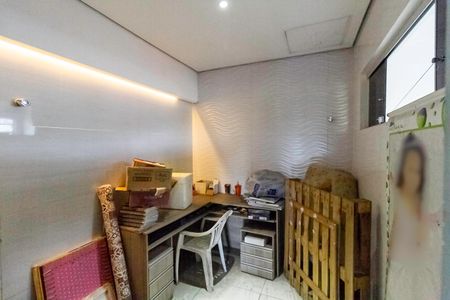 Casa à venda com 120m², 3 quartos e 2 vagasTerraço