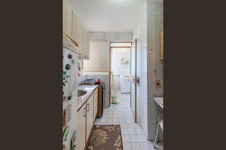 Apartamento à venda com 79m², 2 quartos e sem vagaCozinha