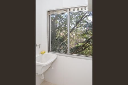 Apartamento para alugar com 50m², 2 quartos e 1 vaga Apartamento para alugar com 50m², 2 quartos e 1 vagaCozinha e Área de Serviço