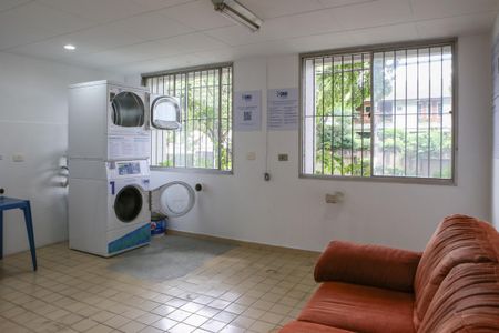Apartamento para alugar com 50m², 2 quartos e 1 vaga Apartamento para alugar com 50m², 2 quartos e 1 vagaLavanderia